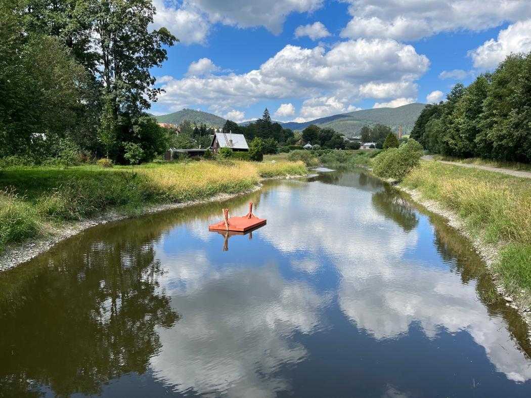 Okolím Vrbna momentálně poškozena po povodní