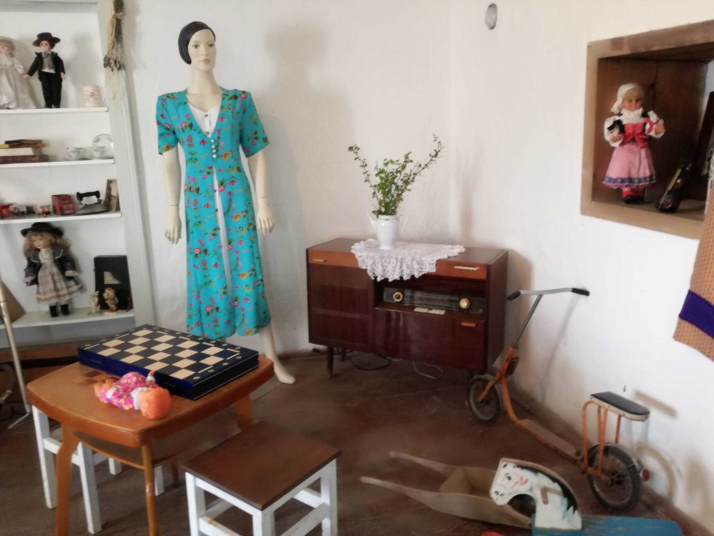 Retro muzeum, Úvalno
