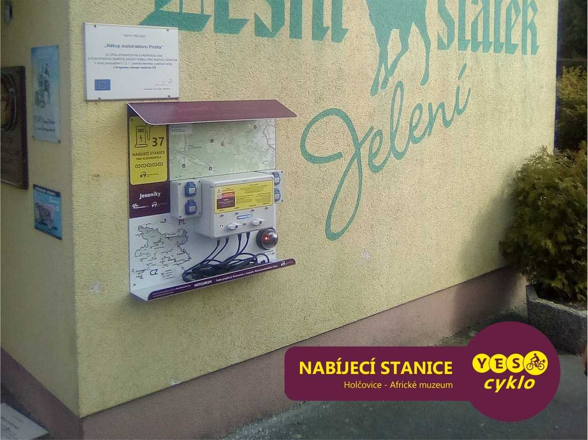 Nabíjecí stanice pro elektrokola - Africké muzeum Holčovice