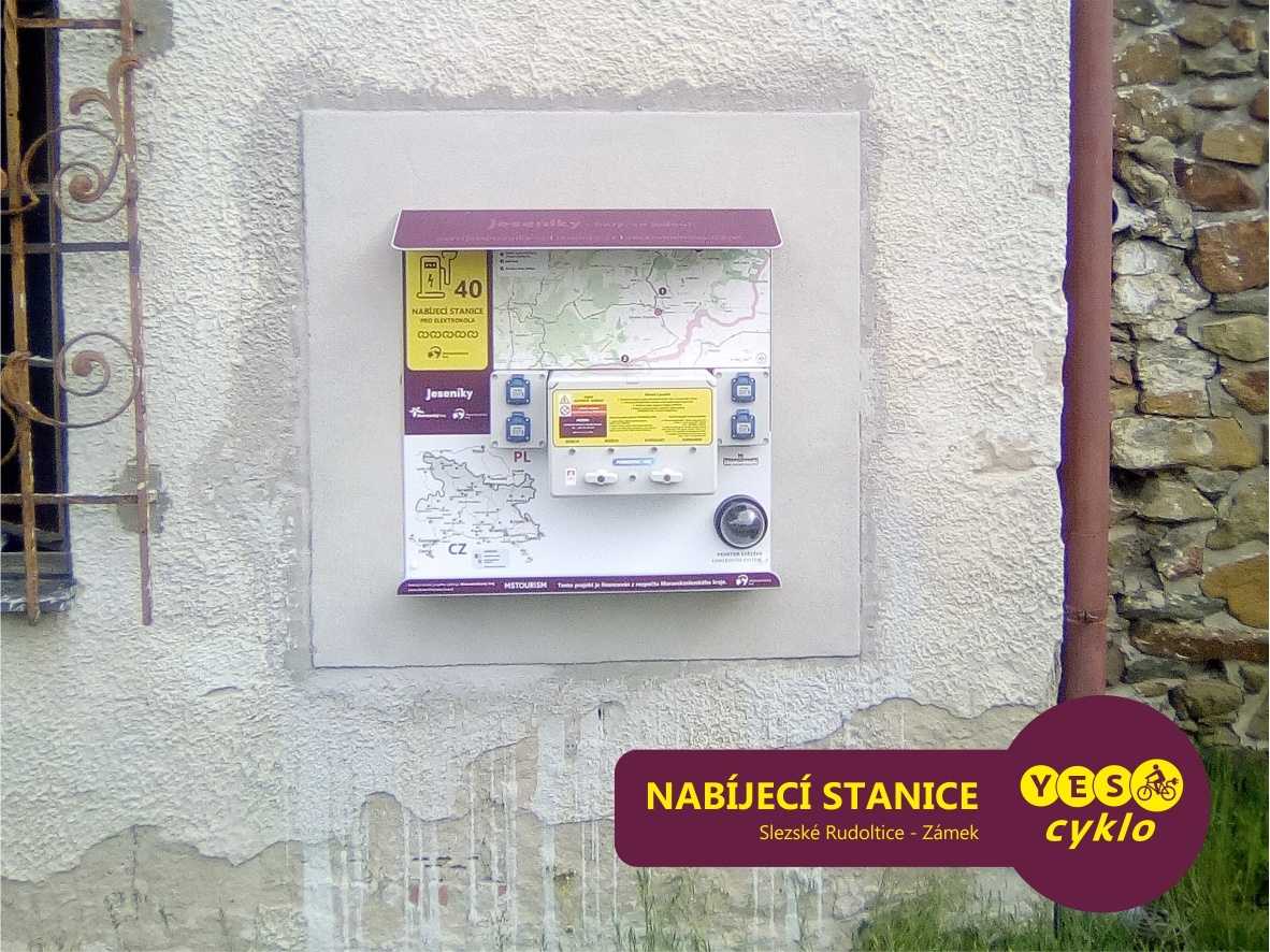 Nabíjecí stanice pro elektrokola - Zámek Slezské Rudoltice